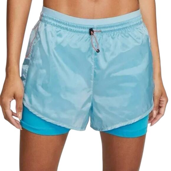 NWT Nike Icon Clash Tempo Luxe High Rise Compression Shorts Women’s Size Small - Picture 1 of 9